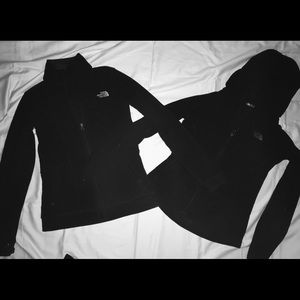 2 women’s fleece The North Face zip up tops